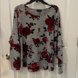 Size XL lightweight floral sweatshirt